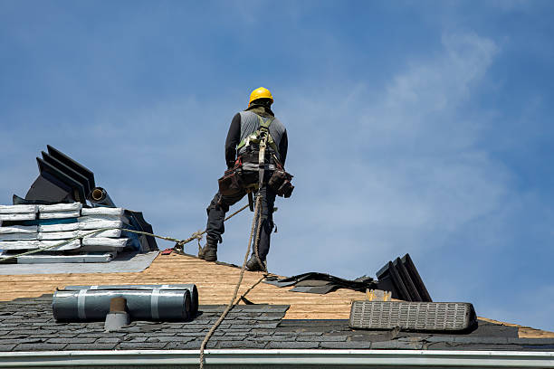 Professional Gutter Installation technician working in Hermanville, MS